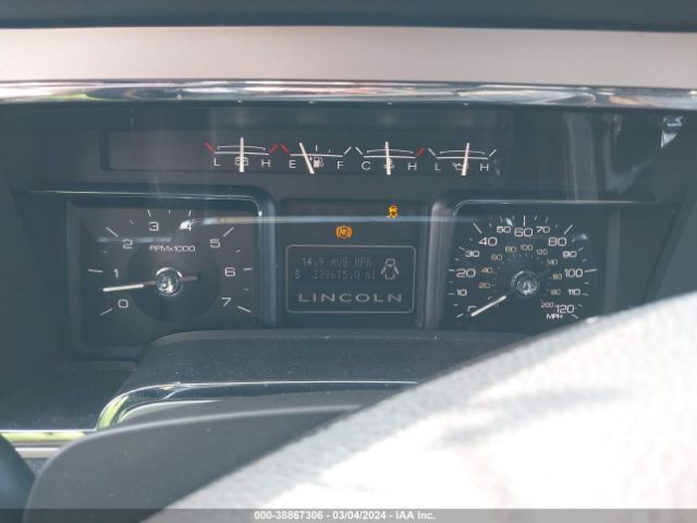 Photo 6 VIN: 5LMJJ2J54AEJ03183 - LINCOLN NAVIGATOR 