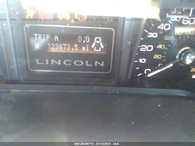 Photo 6 VIN: 5LMJJ2J54AEJ08805 - LINCOLN NAVIGATOR 