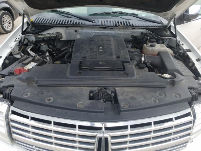 Photo 6 VIN: 5LMJJ2J54BEJ06988 - LINCOLN NAVIGATOR 