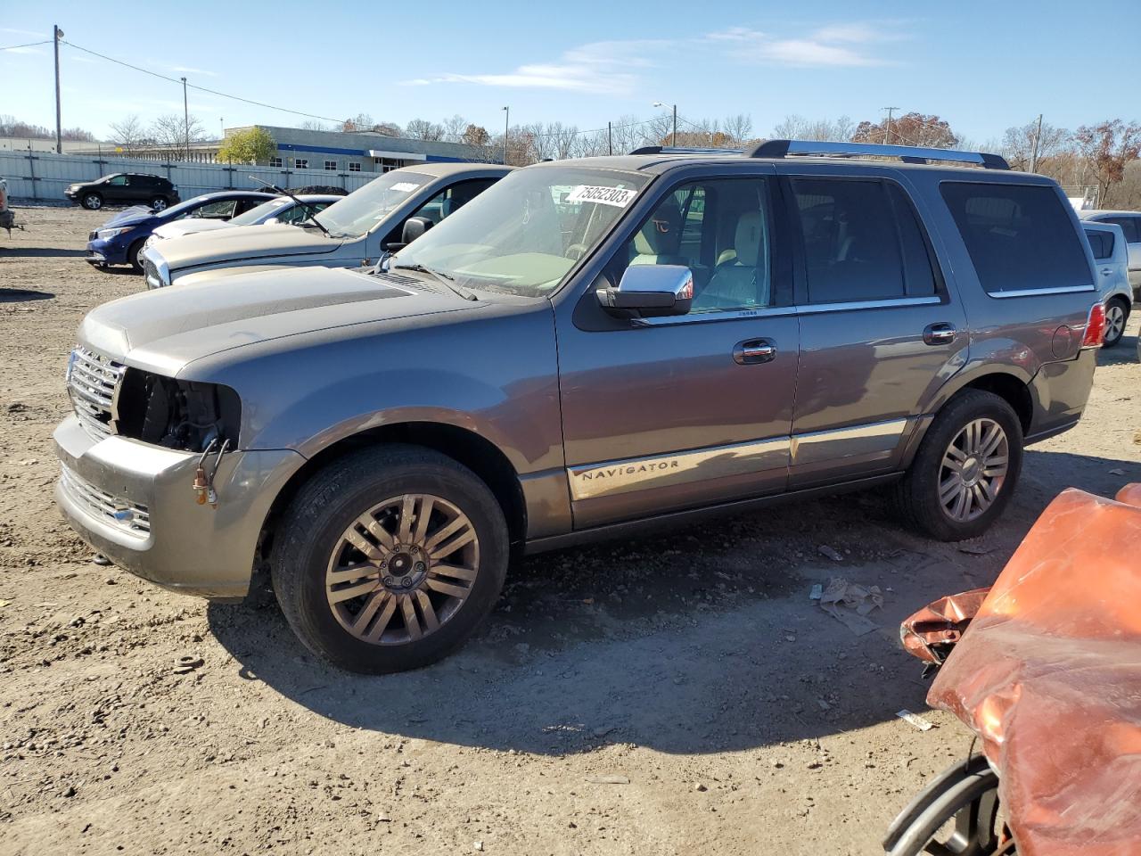 Photo 0 VIN: 5LMJJ2J54BEJ10006 - LINCOLN NAVIGATOR 