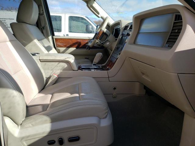 Photo 4 VIN: 5LMJJ2J54DEL02996 - LINCOLN NAVIGATOR 