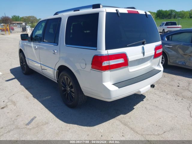 Photo 2 VIN: 5LMJJ2J54EEL07665 - LINCOLN NAVIGATOR 