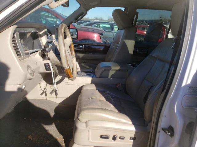 Photo 6 VIN: 5LMJJ2J55AEJ04567 - LINCOLN NAVIGATOR 