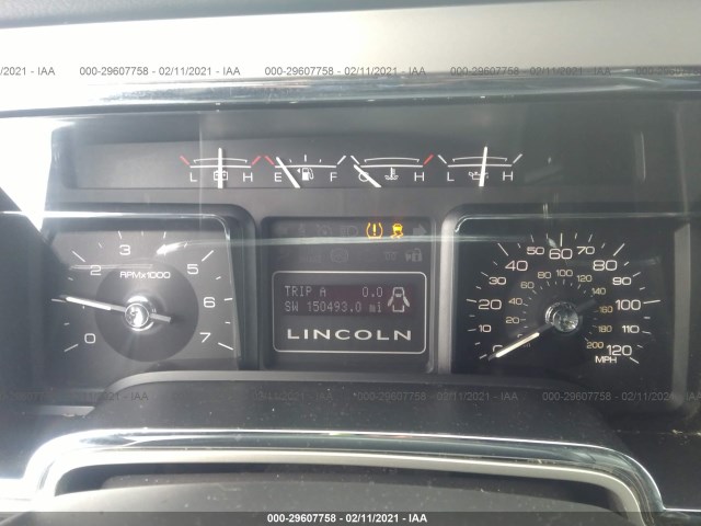 Photo 6 VIN: 5LMJJ2J55AEJ10689 - LINCOLN NAVIGATOR 