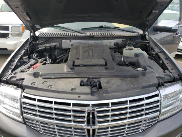 Photo 11 VIN: 5LMJJ2J55BEJ04795 - LINCOLN NAVIGATOR 