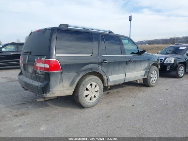 Photo 3 VIN: 5LMJJ2J55EEL07674 - LINCOLN NAVIGATOR 