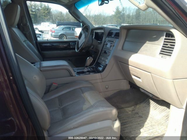 Photo 4 VIN: 5LMJJ2J56AEJ06554 - LINCOLN NAVIGATOR 