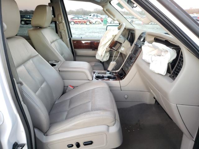 Photo 4 VIN: 5LMJJ2J56BEJ08466 - LINCOLN NAVIGATOR 