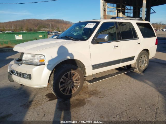 Photo 1 VIN: 5LMJJ2J56DEL07312 - LINCOLN NAVIGATOR 