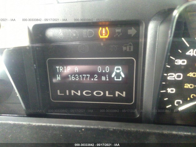 Photo 6 VIN: 5LMJJ2J57AEJ07275 - LINCOLN NAVIGATOR 