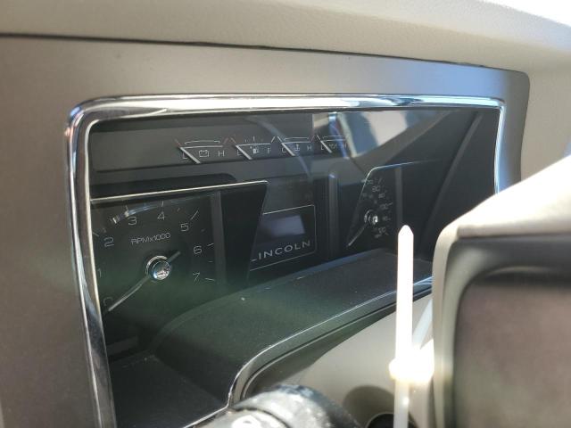 Photo 8 VIN: 5LMJJ2J57BEJ02434 - LINCOLN NAVIGATOR 