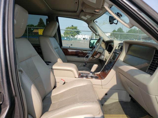 Photo 4 VIN: 5LMJJ2J57BEJ08511 - LINCOLN NAVIGATOR 