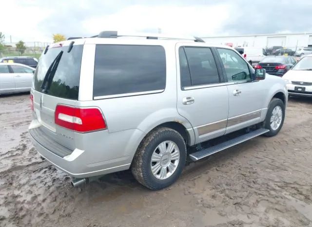 Photo 3 VIN: 5LMJJ2J57DEL06850 - LINCOLN NAVIGATOR 