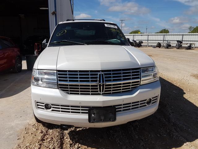 Photo 8 VIN: 5LMJJ2J59BEJ07697 - LINCOLN NAVIGATOR 