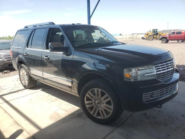 Photo 3 VIN: 5LMJJ2J59BEJ09904 - LINCOLN NAVIGATOR 