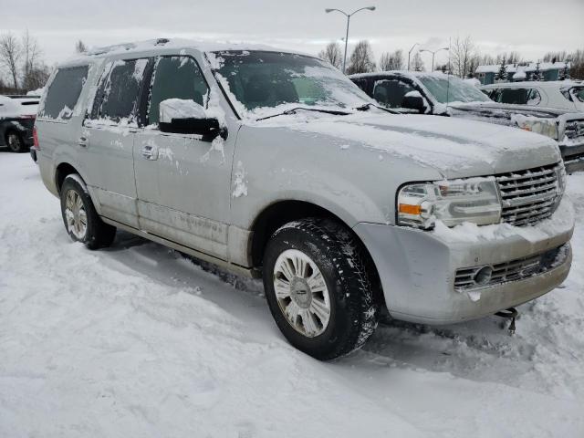 Photo 3 VIN: 5LMJJ2J59EEL01151 - LINCOLN NAVIGATOR 