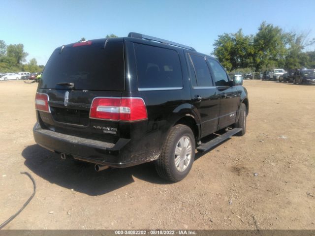 Photo 3 VIN: 5LMJJ2J5XBEJ09801 - LINCOLN NAVIGATOR 