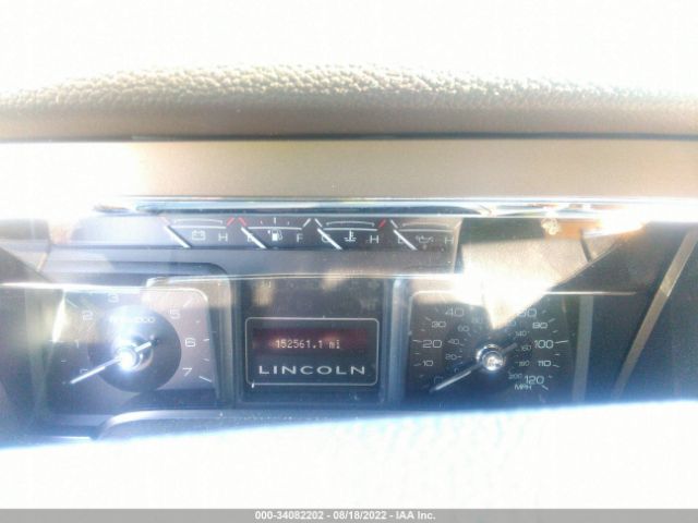 Photo 6 VIN: 5LMJJ2J5XBEJ09801 - LINCOLN NAVIGATOR 