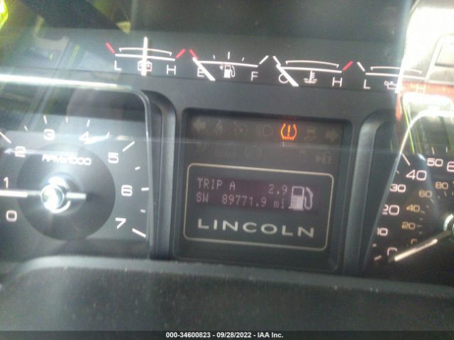 Photo 6 VIN: 5LMJJ2J5XCEL03486 - LINCOLN NAVIGATOR 