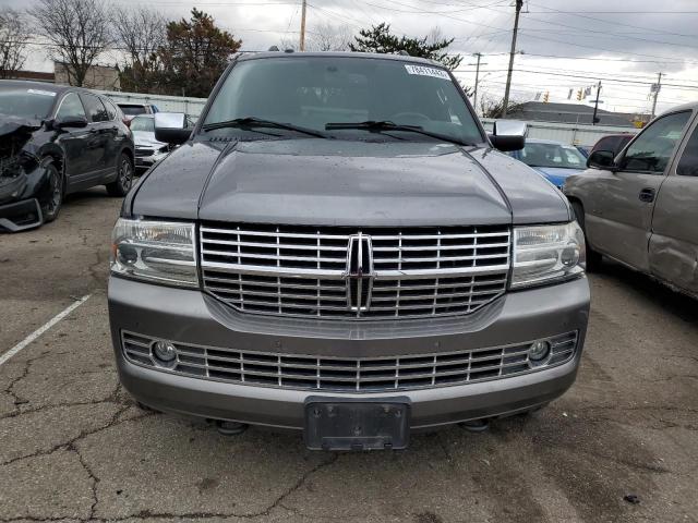 Photo 4 VIN: 5LMJJ2J5XDEL05305 - LINCOLN NAVIGATOR 