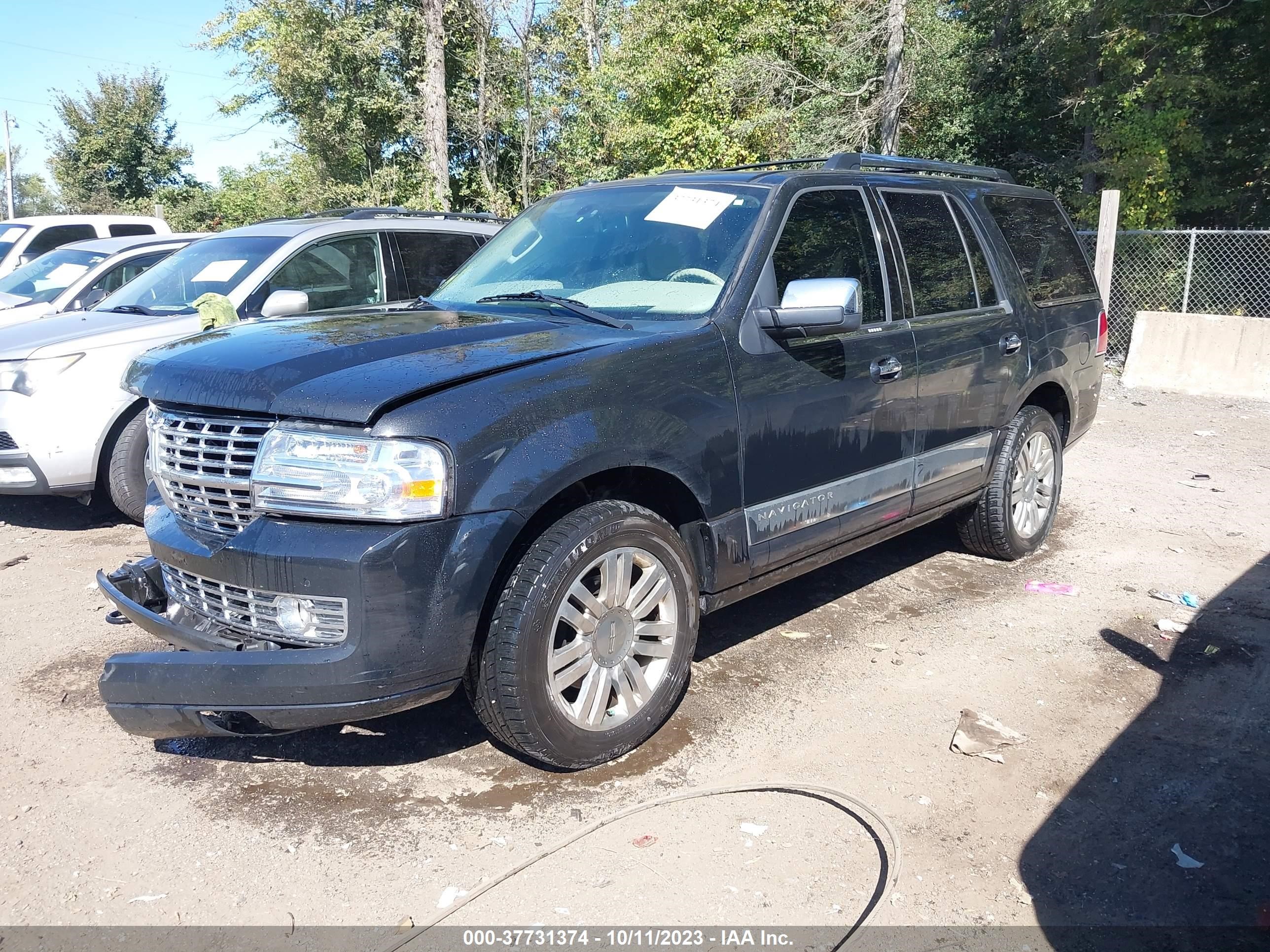 Photo 1 VIN: 5LMJJ2J5XEEL05239 - LINCOLN NAVIGATOR 