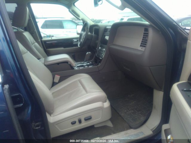 Photo 4 VIN: 5LMJJ2JT0HEL01302 - LINCOLN NAVIGATOR 