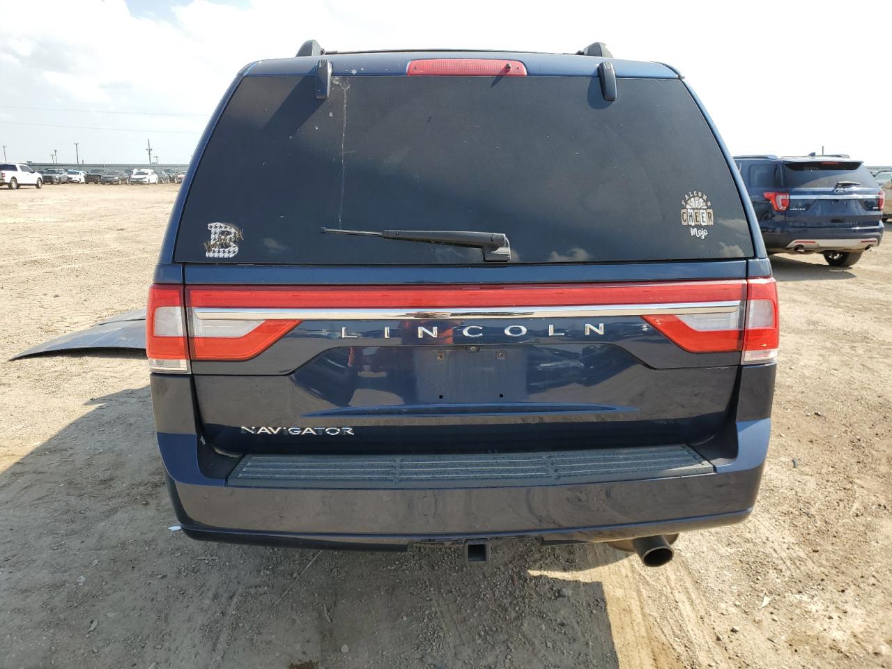 Photo 5 VIN: 5LMJJ2JT0HEL01476 - LINCOLN NAVIGATOR 