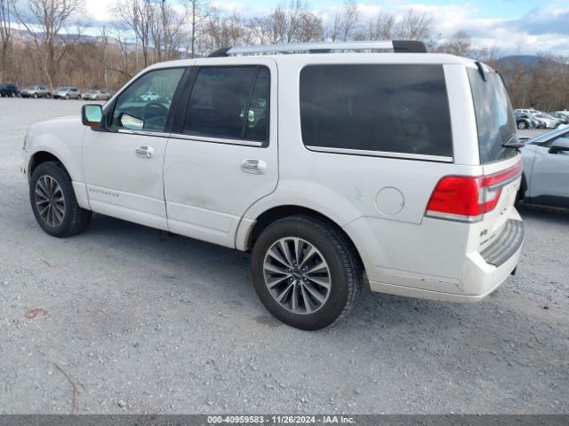 Photo 2 VIN: 5LMJJ2JT1FEJ09531 - LINCOLN NAVIGATOR 