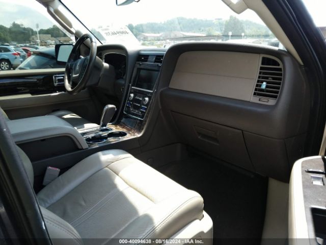 Photo 4 VIN: 5LMJJ2JT1FEJ10114 - LINCOLN NAVIGATOR 