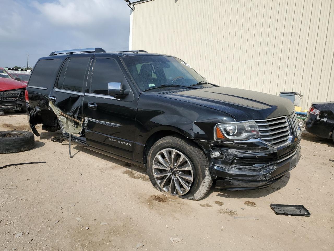 Photo 3 VIN: 5LMJJ2JT3HEL10995 - LINCOLN NAVIGATOR 