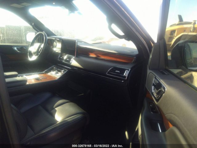 Photo 4 VIN: 5LMJJ2JT3KEL14603 - LINCOLN NAVIGATOR 