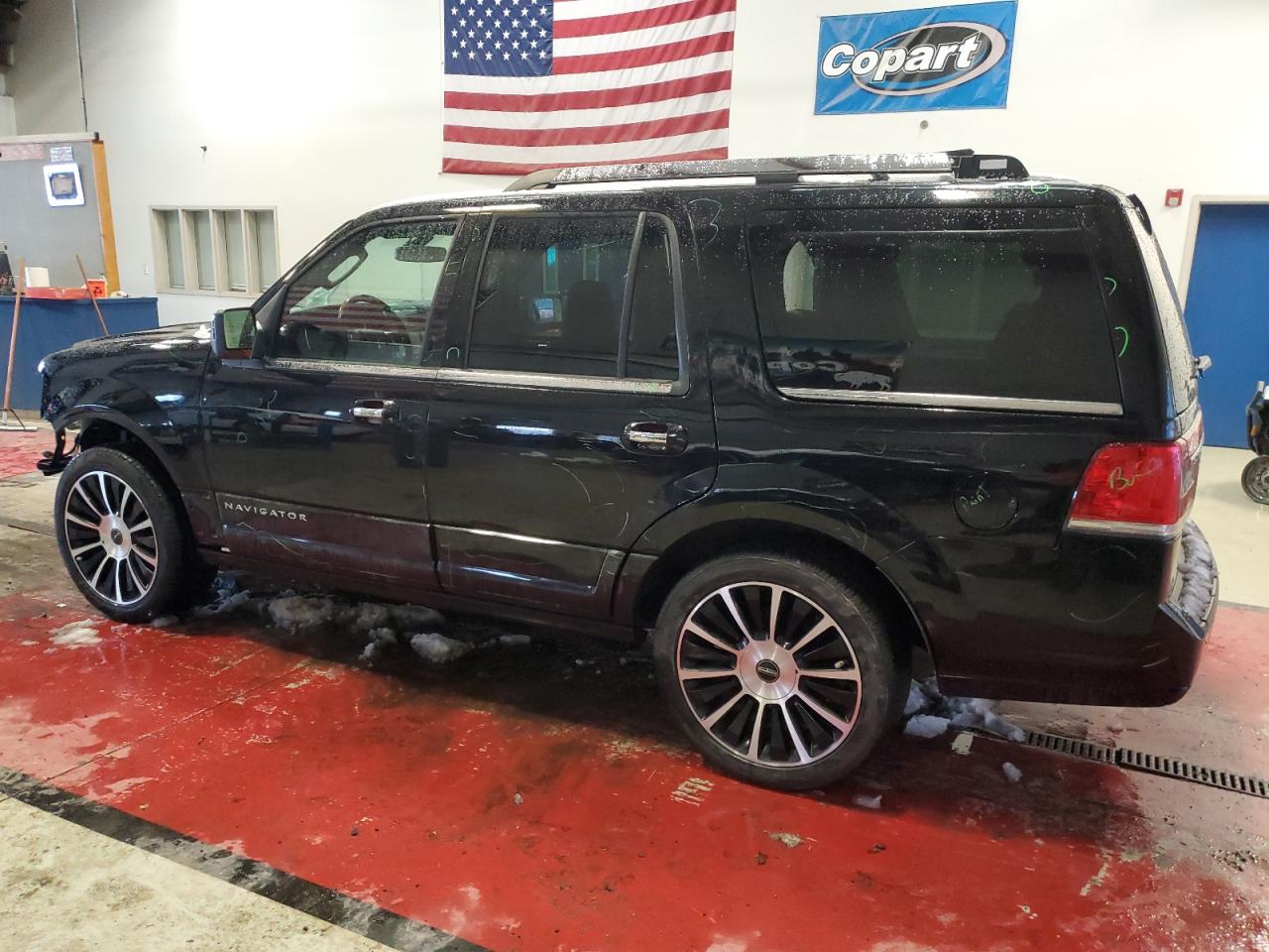 Photo 1 VIN: 5LMJJ2JT8HEL13102 - LINCOLN NAVIGATOR 