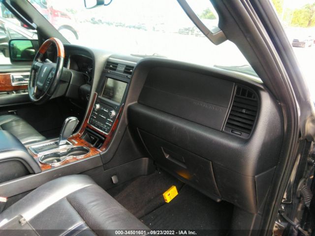 Photo 4 VIN: 5LMJJ2JT9FEJ03105 - LINCOLN NAVIGATOR 