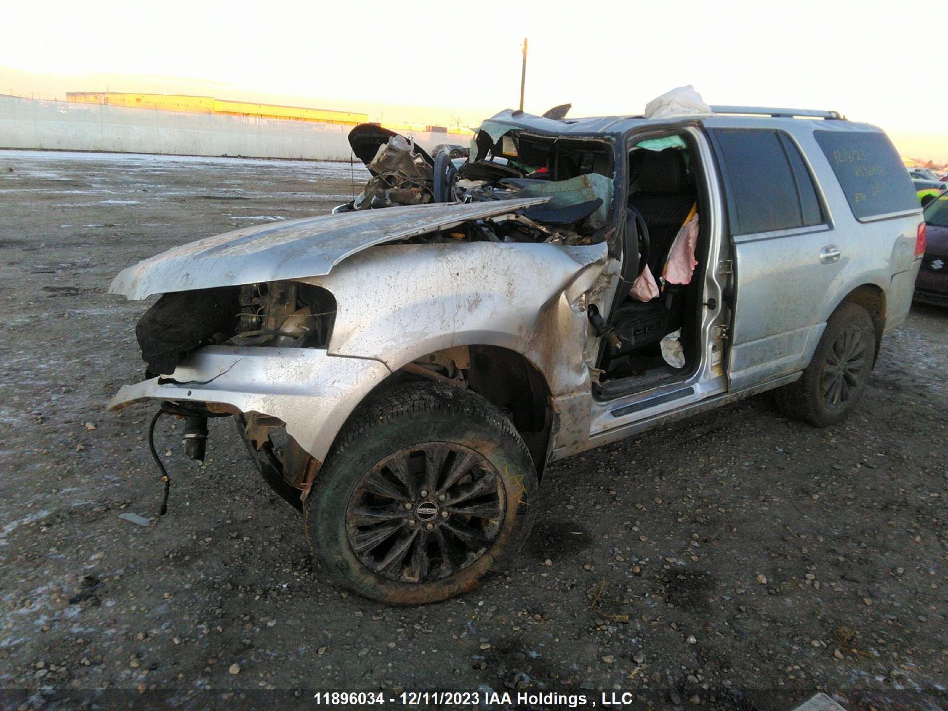 Photo 1 VIN: 5LMJJ2JT9HEL08717 - LINCOLN NAVIGATOR 