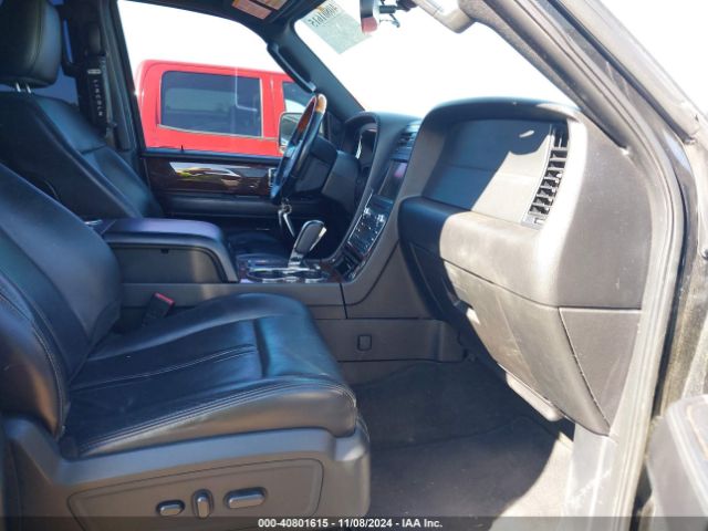 Photo 4 VIN: 5LMJJ2JTXFEJ13738 - LINCOLN NAVIGATOR 