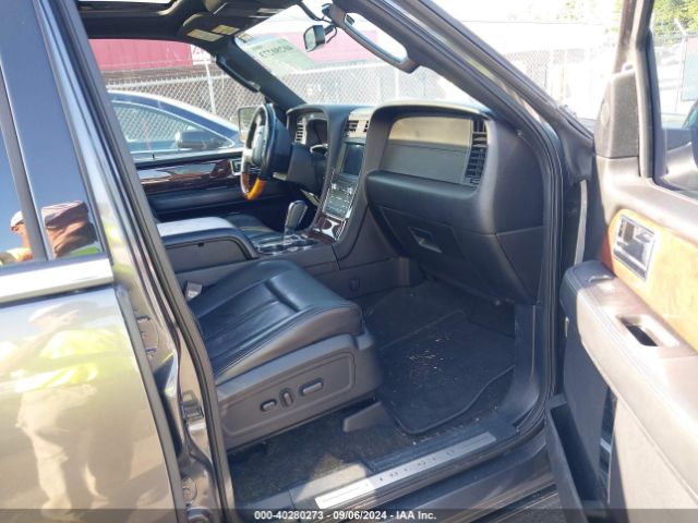 Photo 4 VIN: 5LMJJ2JTXGEL08384 - LINCOLN NAVIGATOR 