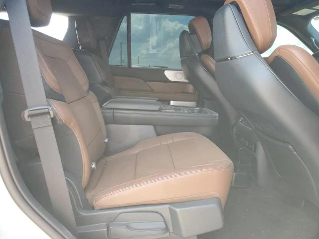 Photo 10 VIN: 5LMJJ2KG3PEL13766 - LINCOLN NAVIGATOR 