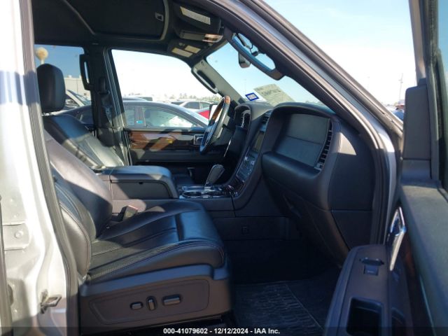 Photo 4 VIN: 5LMJJ2KT1HEL03736 - LINCOLN NAVIGATOR 