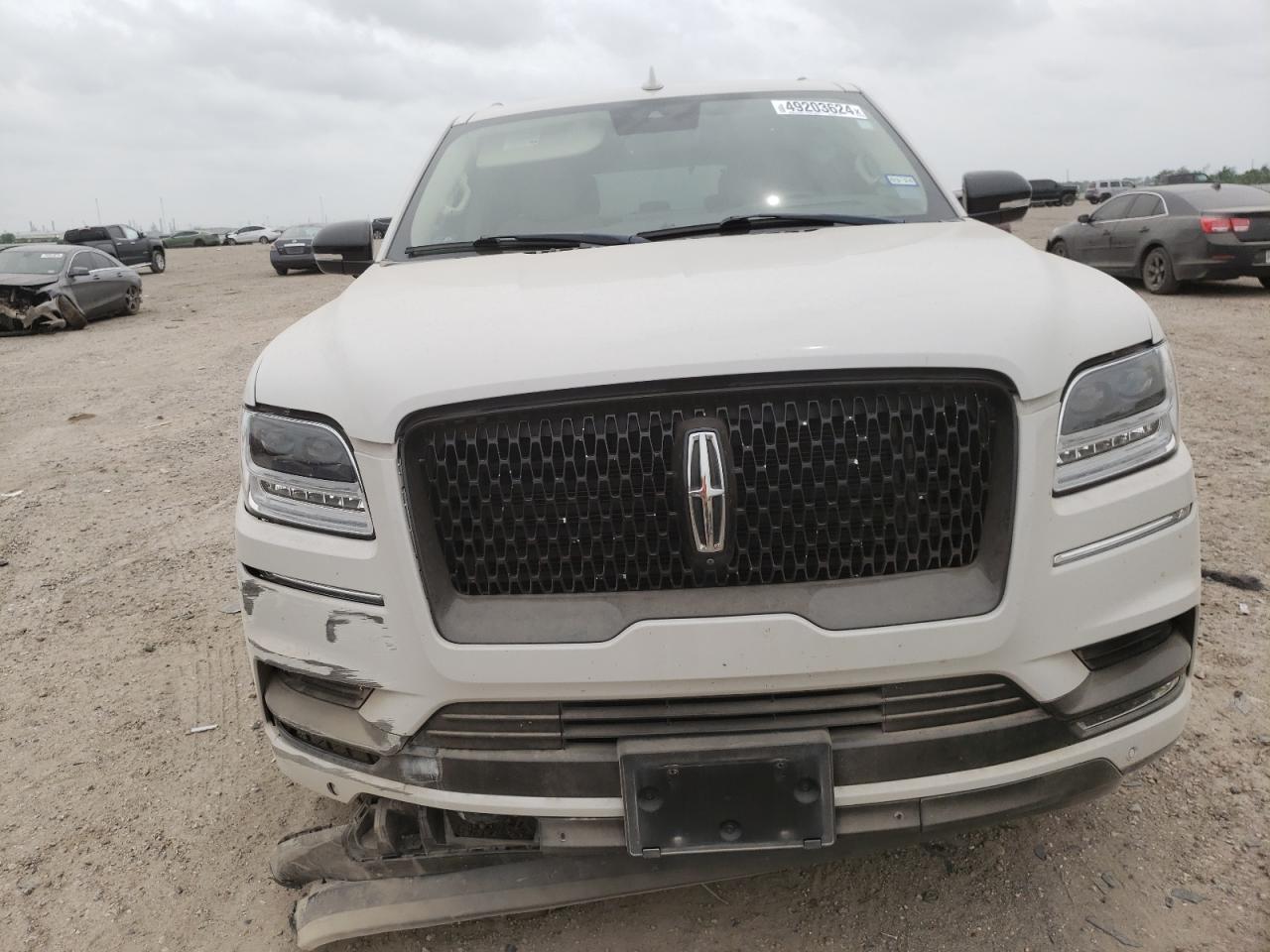 Photo 4 VIN: 5LMJJ2KT3LEL23320 - LINCOLN NAVIGATOR 