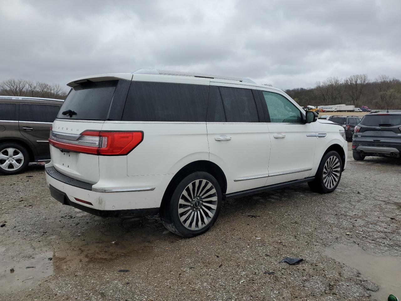 Photo 2 VIN: 5LMJJ2LT0LEL02164 - LINCOLN NAVIGATOR 