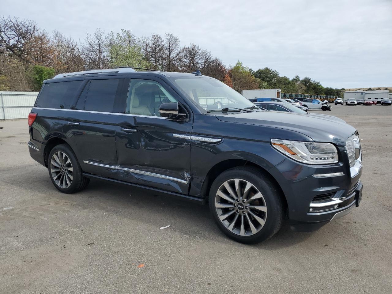 Photo 3 VIN: 5LMJJ2LT0MEL10055 - LINCOLN NAVIGATOR 