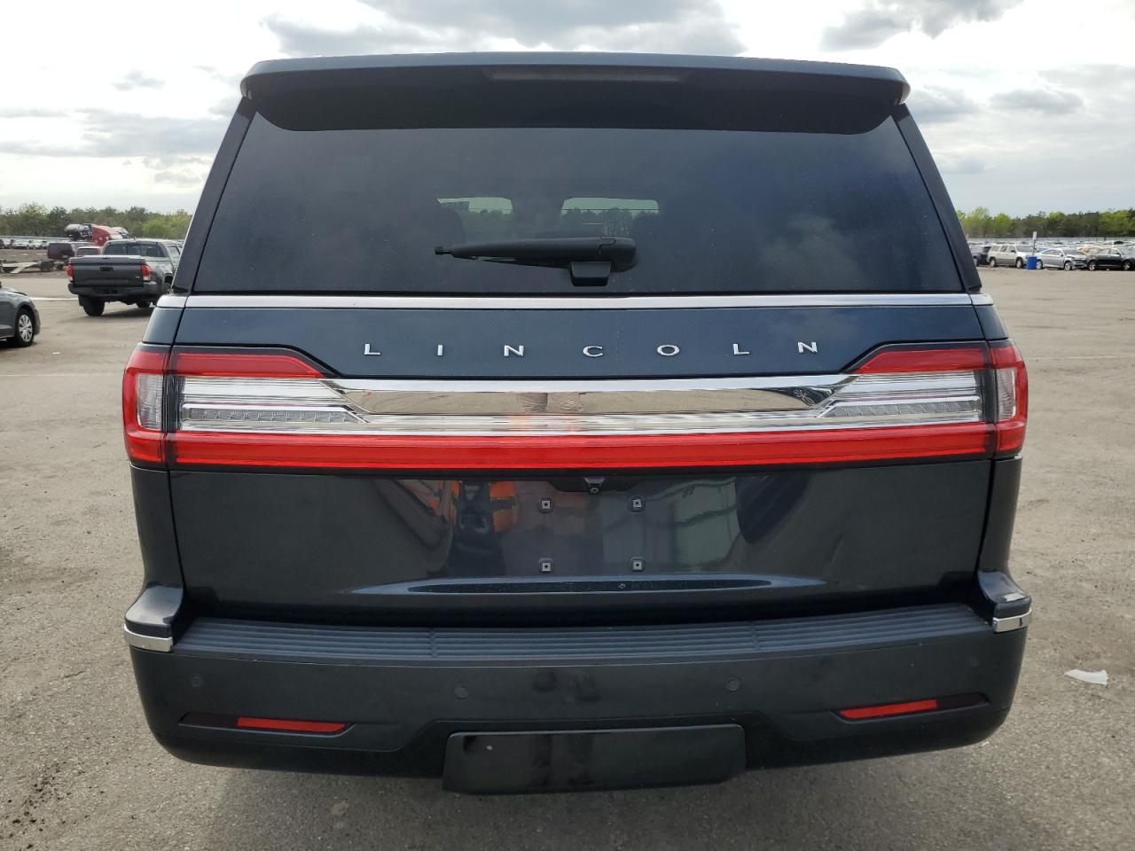 Photo 5 VIN: 5LMJJ2LT0MEL10055 - LINCOLN NAVIGATOR 