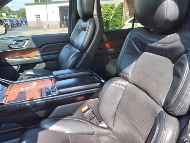 Photo 3 VIN: 5LMJJ2LT1LEL13593 - LINCOLN NAVIGATOR 