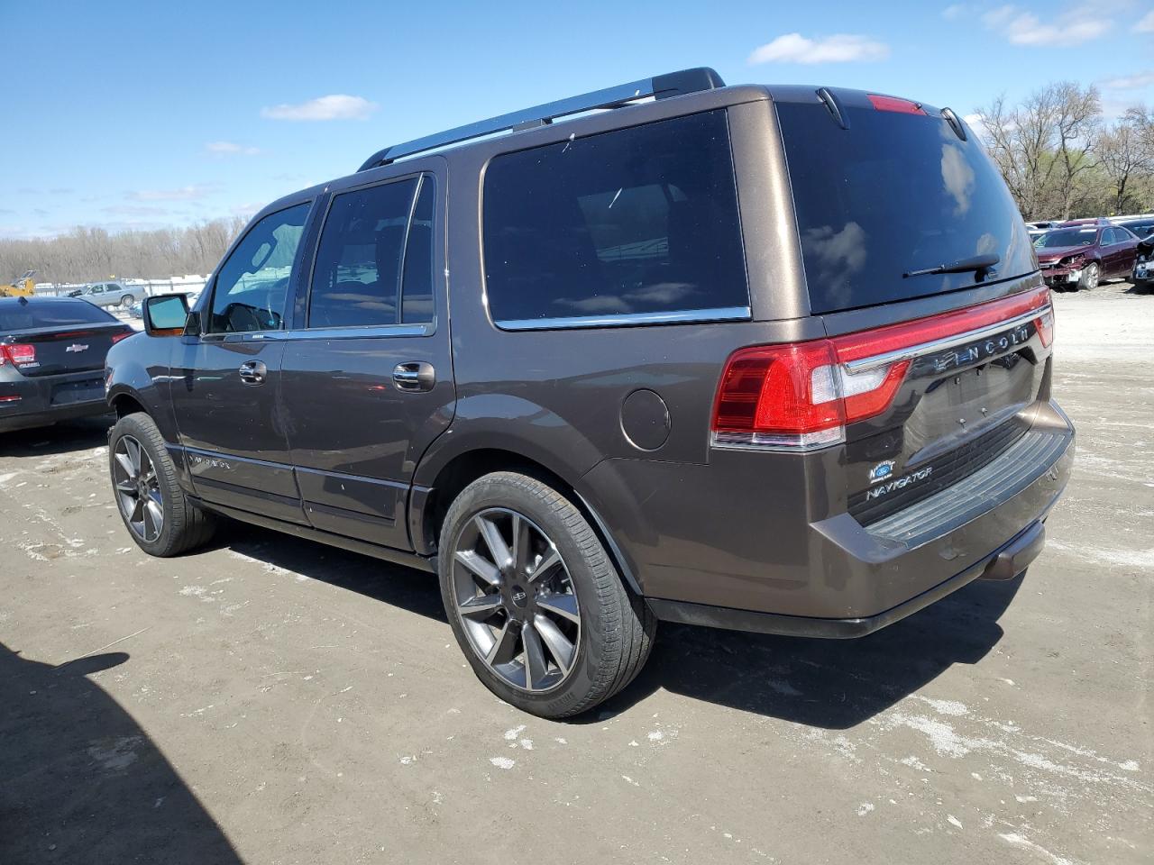 Photo 1 VIN: 5LMJJ2LT2HEL00004 - LINCOLN NAVIGATOR 