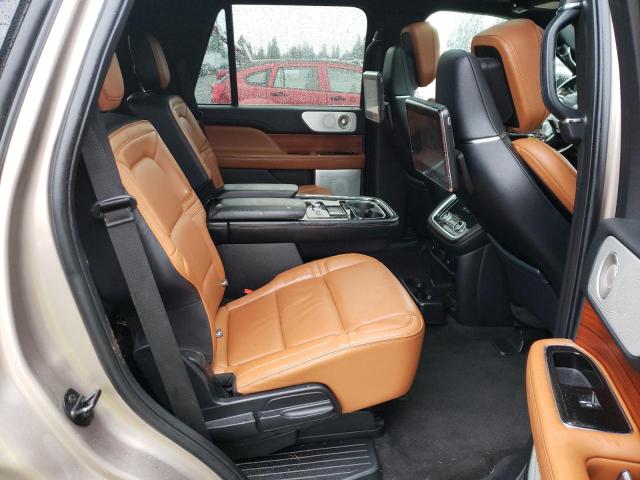 Photo 10 VIN: 5LMJJ2LT2JEL01269 - LINCOLN NAVIGATOR 