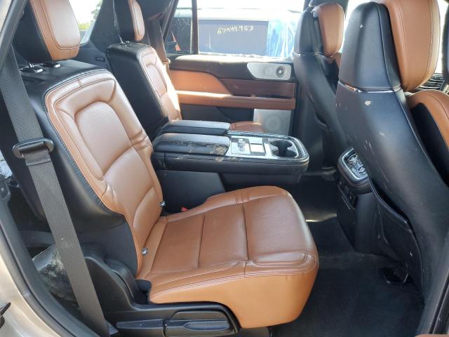 Photo 10 VIN: 5LMJJ2LT4LEL15404 - LINCOLN NAVIGATOR 