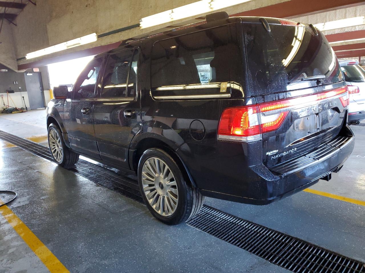 Photo 1 VIN: 5LMJJ2LT6HEL09174 - LINCOLN NAVIGATOR 