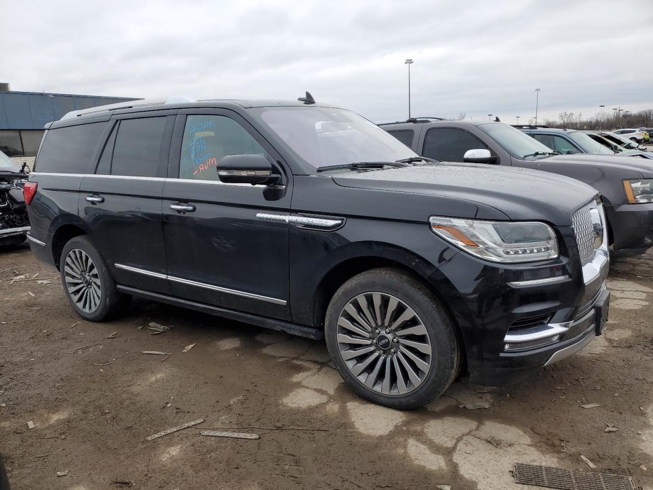 Photo 3 VIN: 5LMJJ2LT6KEL08534 - LINCOLN NAVIGATOR 