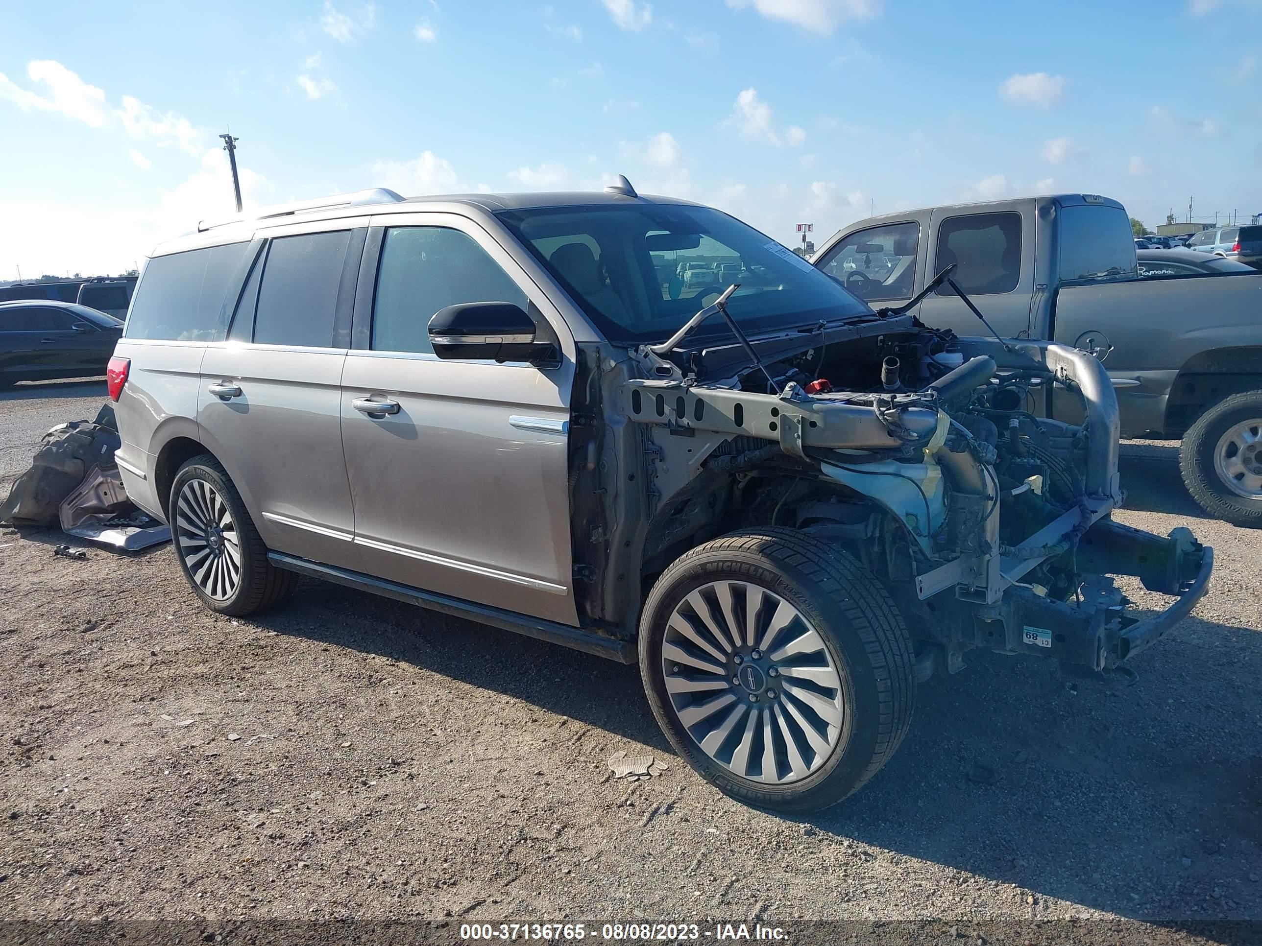 Photo 13 VIN: 5LMJJ2LT6LEL17963 - LINCOLN NAVIGATOR 