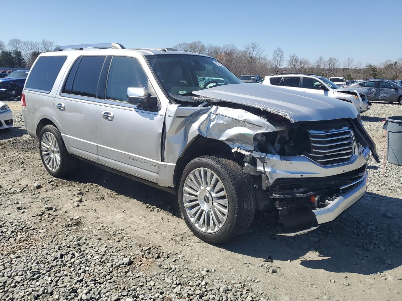 Photo 3 VIN: 5LMJJ2LT7HEL09846 - LINCOLN NAVIGATOR 